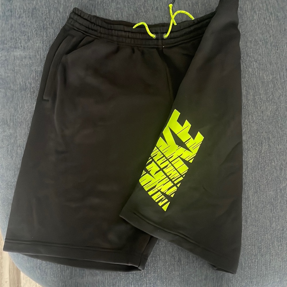 Men’s Nike shorts